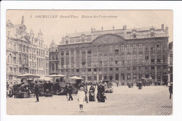 5 - BRUXELLES - Grand'Place  Maison Des Corporations ( Marché Brocante) - Marktpleinen, Pleinen