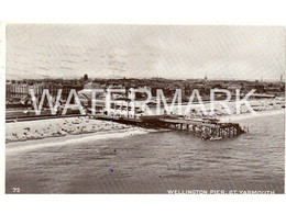 GREAT YARMOUTH WELLINGTON PIER OLD B/W POSTCARD NORFOLK - Great Yarmouth