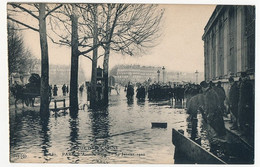 CPA - PARIS - Inondations De 1910 - Avenue Rapp - Überschwemmung 1910