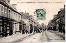 EQUEURDREVILLE  LA RUE GAMBETTA  EN 1907 - Equeurdreville