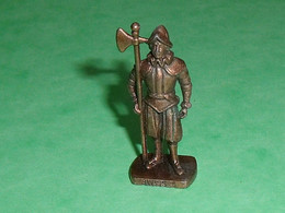 Figurines / Figurine En Métal / Kinder : Swiss 5  , K96 O 78  T99 - Figurines En Métal