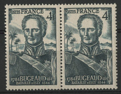 N° 662 Paire Du 4Fr Bugeaud Marquis De La Piconnerie, Avec Sur Un Exemplaire La VARIETE TACHE BLANCHE Dans Le "4". TB - Nuovi