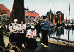 ► SPAKENBURG  HAVEN   Harbour   1960  Crochet Couturiere - Spakenburg