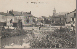 ATTIGNY - PLACE DES SAXONS - Attigny