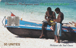 Madagascar,  MDG-27a, Fishermen (2), 2 Scans - Madagascar