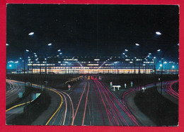 CARTOLINA NV FRANCIA - Aeroport De PARIS ORLY - L'aerogare Vue La Nuit - 10 X 15 - Luchthaven