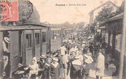 Fouras           17         Arrivée D'un Train       (voir Scan) - Fouras-les-Bains