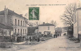 Lussant           17         Rue De La Mairie Et Le Lavoir         (voir Scan) - Andere & Zonder Classificatie