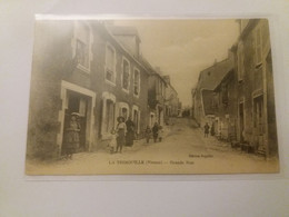 LA TRIMOUILLE Grande Rue - La Trimouille