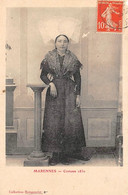 Marennes           17          Femme En Costume De 1830     (voir Scan) - Marennes