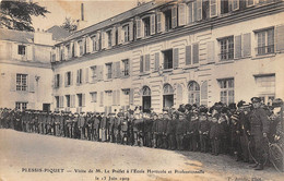 92-PLESSIS-ROBINSON- VISITE DE M. LE PREFET A L'ECOLE HORTICOLE ET PROFESSIONNELLE LE 13 JUIN 1909 - Autres & Non Classés