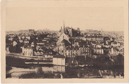 Poitiers : Le Clain,Lycée Sainte Croix, Hôtel De Ville, Palais De Justice, Cathédrale St Pierre, Etc... - Biarritz