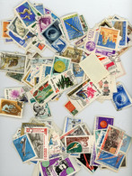 URSS : - LOT DE + DE 250 TIMBRES Obli. - Collections