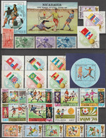 Football, Petit Lot De Timbres Et Blocs. Dont Coupe Du Monde 1934, 1962, 1970, 1974 Et 1982 - 1934 – Italie