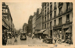 Paris * 11ème * Rue Oberkampf * Automobile Voiture Ancienne Autobus SCHNEIDER H 1923 * Mercerie - Distretto: 11