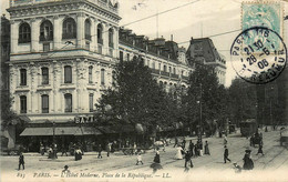 Paris * 10ème * La Place De La République * Hôtel Moderne * Tramway Tram - Arrondissement: 10