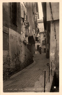 Nice * Une Rue Du Vieux Quartier - Life In The Old Town (Vieux Nice)