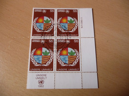 TIMBRES  NATIONS  UNIES  ( Vienne )     ANNEE  1982   BLOC  DE  4     OBLITERES  N  24 - Oblitérés