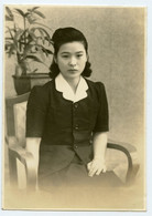 Asie.Japon.portrait De Jeune Fille. Japonaise.caractères D'écriture Japonaise Au Verso. - Asia