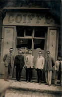 Marseille * Carte Photo * Devanture Du Salon De Coiffure , Coiffeur DOMINIQUE ? Barbier * Au Numéro 10 De La Rue ? - Non Classés