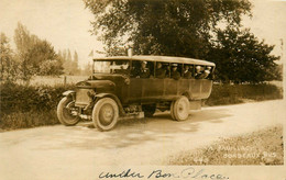 Pauillac * Carte Photo * Gros Plan Autobus Ancien De Marque ? * Soldats Français Et Américains * Ww1 Guerre 14/18 Car - Pauillac