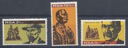 AFRICA DEL SUR 1968 - SUDAFRICA - MONUMENTO AL GENERAL HERTZOG - YVERT Nº 313-315** - Neufs