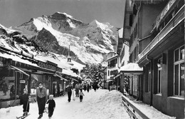 Wengen Dorfstrasse Mit Jungfrau - Animée - Wengen