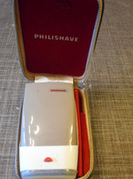 Rasoir PHILISHAVE TYP SC 7970 - Accessoires