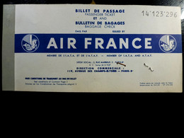 CARTE D'EMBARQUEMENT : 1961 _ AIR FRANCE _ PARIS - NIMES _ Départ ORLY - Boarding Passes
