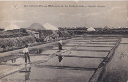 ( Marais Salants)Travail Des Sauniers Autrefois à Angoulins - Angoulins