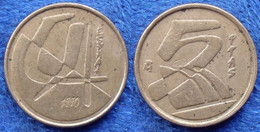 SPAIN - 5 Pesetas 1990 KM# 833 Juan Carlos I (1975-2014) - Edelweiss Coins - Otros & Sin Clasificación