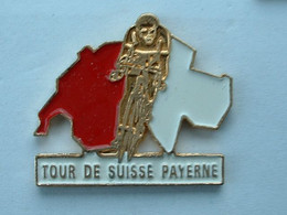 PIN'S CYCLISME VELO - TOUR DE  SUISSE PAYERNE - Cyclisme