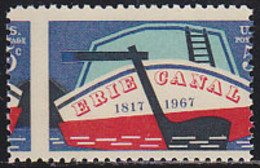 U.S.A. (1967) Boat In Erie Canal. Vertical Misperforation Resulting In Splitting Of Value. Scott No 1325, Yvert No 828. - Varietà, Errori & Curiosità