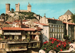 5175 Carte Postale FOIX  Le Château Dominant La Ville Et Les Vieilles Maisons Au Bord De L'Ariège              09 Ariège - Foix