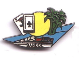 FF419 Pin's Ville Var Bandol Cartes Jeux Casino Tarot Palmier Offshore Qualité Egf Achat Immédiat Immédiat - Jeux