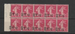 France Bloc De 10 Du 228 Sursharge Décalée 2 Timbres Avec Charniéres * Sinon ** - Unused Stamps