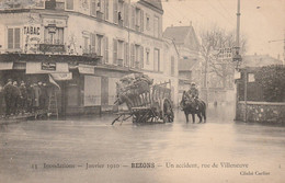Bezons 1910 - Un Accident Rue De Villeneuve - Scan Recto-verso - Bezons
