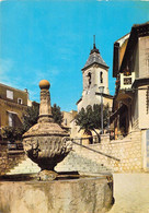 84 - Beaumes De Venise - La Fontaine Et L'Eglise - Beaumes De Venise