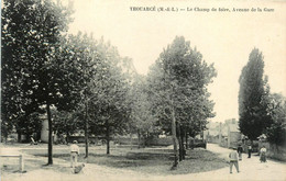 Thouarcé * Le Champ De Foire Avenue De La Gare - Thouarce