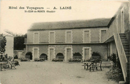 St Jean De Monts * Hôtel Des Voyageurs A. LAINE Lainé * La Cour De L'établissement - Saint Jean De Monts