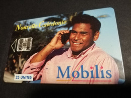 NOUVELLE CALEDONIA  CHIP CARD 25  UNITS  MOBILIS MEN ON PHONE      ** 4178 ** - New Caledonia