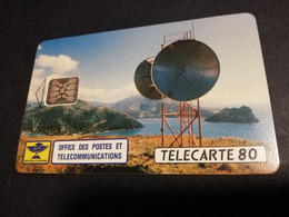 NOUVELLE CALEDONIA  CHIP CARD 80 UNITS TELECOM DICH ANTENNA   NR; C3BO         ** 4201 ** - Neukaledonien