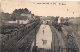 38 . St André Le Gaz . 3 CPA . Gare . Hôtel . Chateau . - Saint-André-le-Gaz