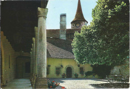 Lucens - La Cour Du Château            Ca. 1970 - Lucens