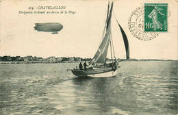 Châtelaillon * Dirigeable évoluant Au Dessus De La Plage * Zeppelin * Aviation * Bateau - Châtelaillon-Plage