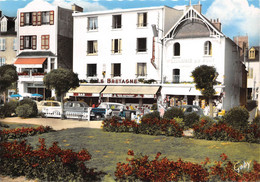 22-SAINT-QUAY-PORTRIEUX- HÔTEL DE BRETAGNE ET LIBRAIRIE DU PORT - Saint-Quay-Portrieux