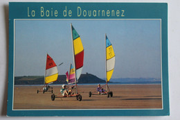 Plomodiern - Saint Nic - Char à Voile Sur Le Lieu De Grêve Entre Lestrevet Et Pentrez - Plomodiern