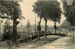 Chateau Gontier * Place St Just - Chateau Gontier
