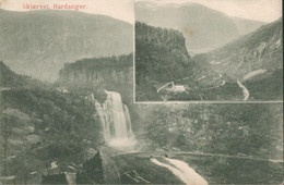 Alte Vintage Kleinformatkarte Norwegen, HARDANGER, Wasserfall + Passstrasse - Norway