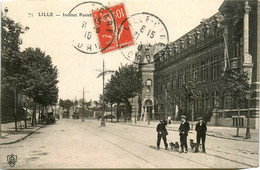 Lille * Rue Et Institut Pasteur * La Voie De Tram Tramway - Lille